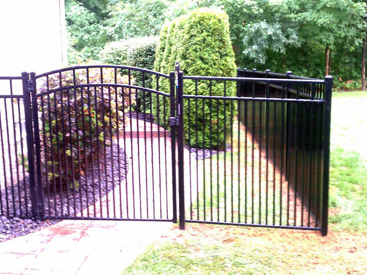 fence gate sample